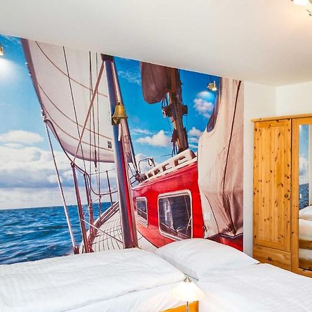 Traumfaengerloge -Hafenresidenz Apartment วาเริน ภายนอก รูปภาพ