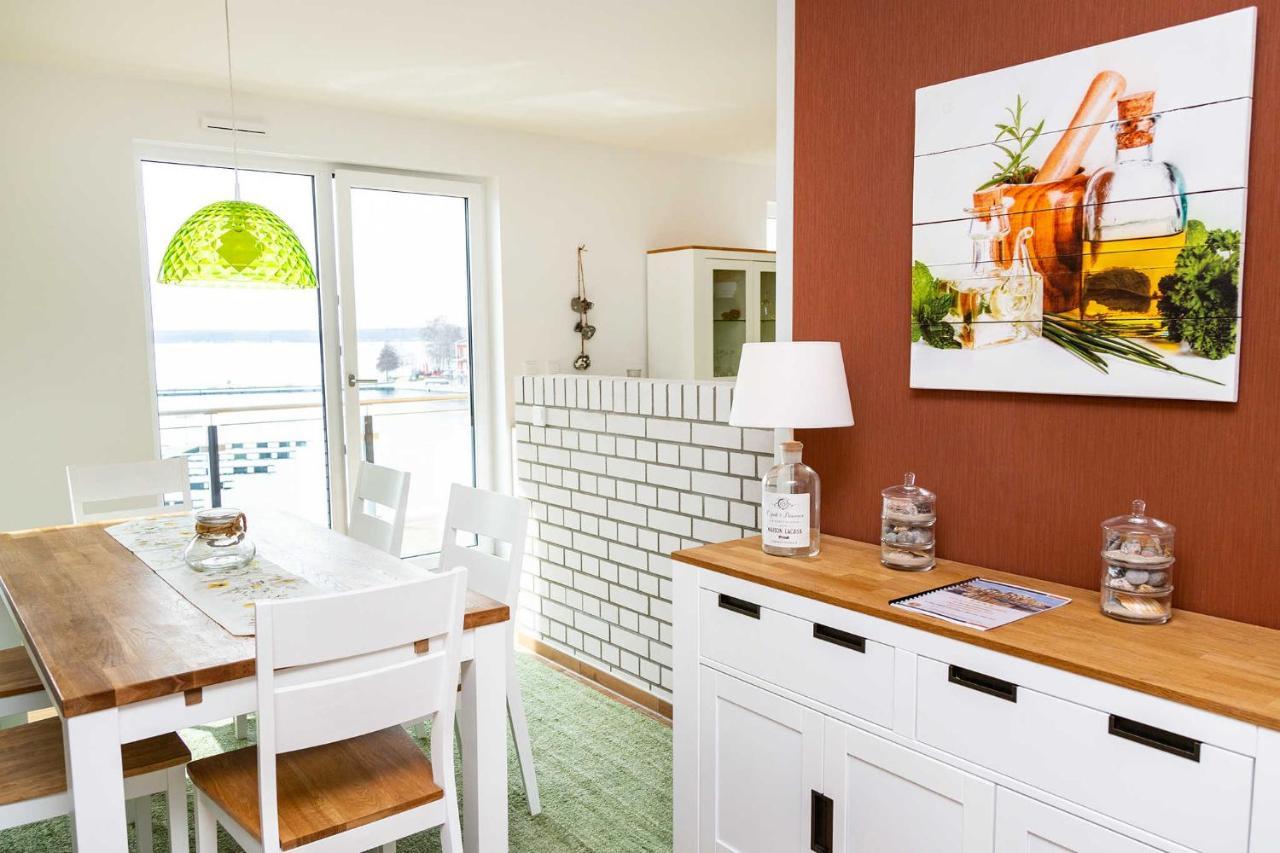 Traumfaengerloge -Hafenresidenz Apartment วาเริน ภายนอก รูปภาพ