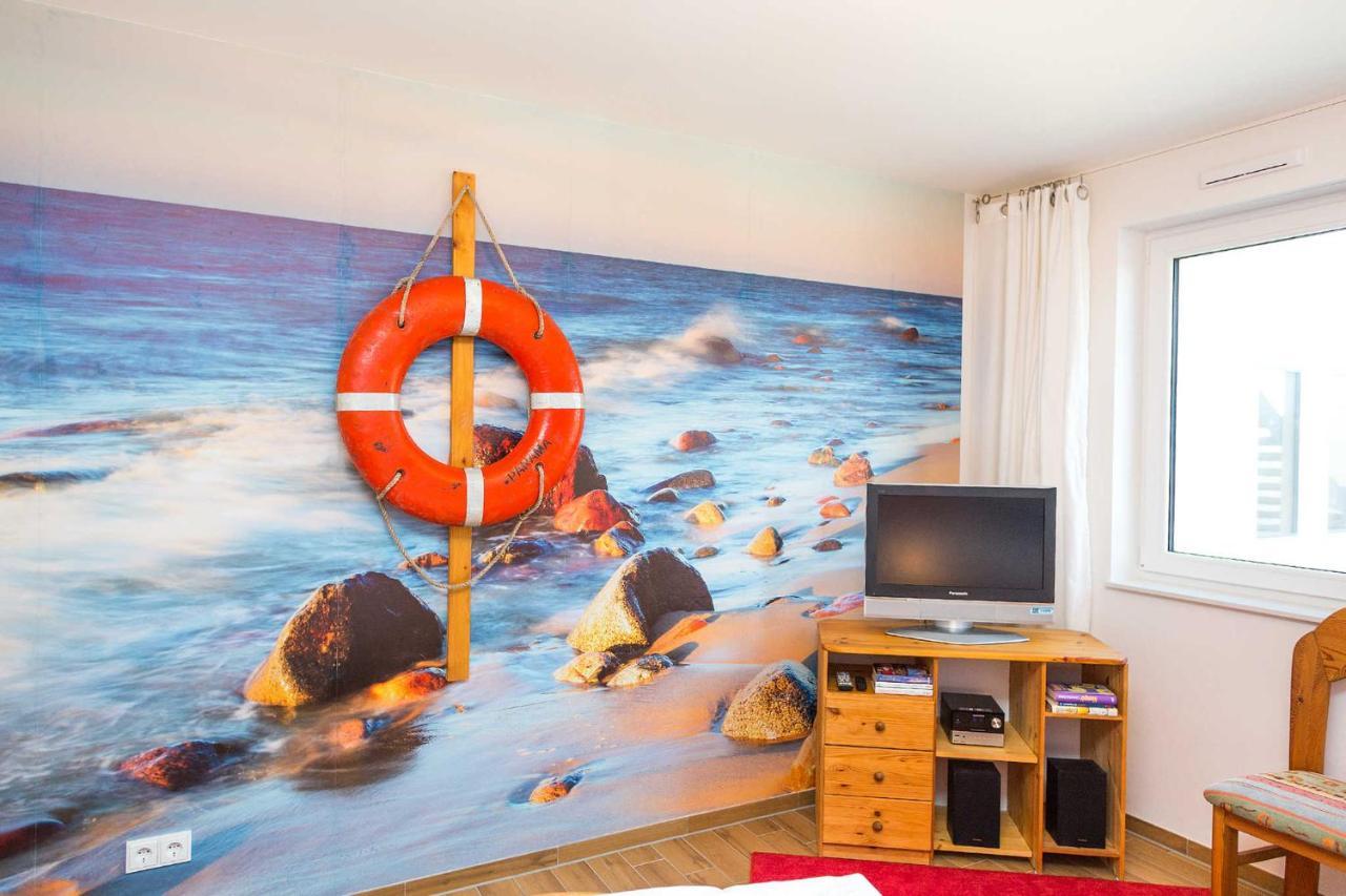 Traumfaengerloge -Hafenresidenz Apartment วาเริน ภายนอก รูปภาพ