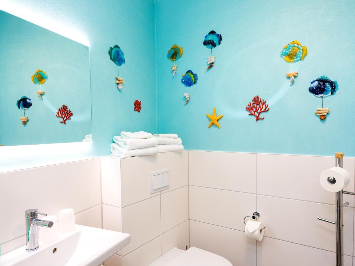 Traumfaengerloge -Hafenresidenz Apartment วาเริน ภายนอก รูปภาพ